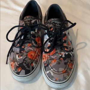 Nike Stefan Janoski orange digi floral